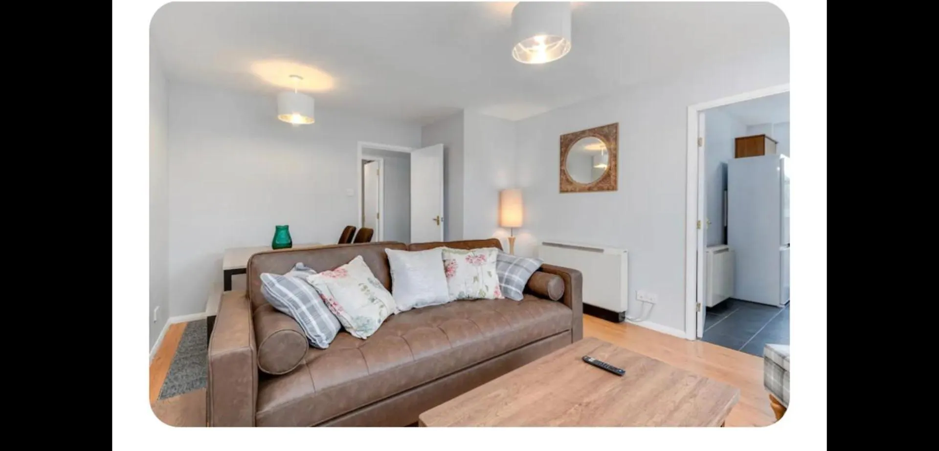 2 Bedroom Central Apartment With Free Parking Sleeps 4 People Edinburgh